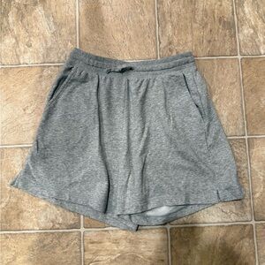 Old Navy Heather Gray Women's Athletic Shorts